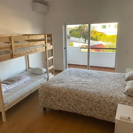 Σπίτι διακοπών Nyoppusset Hus Med Stor Uteplass I Nydelige Αλμπουφέιρα